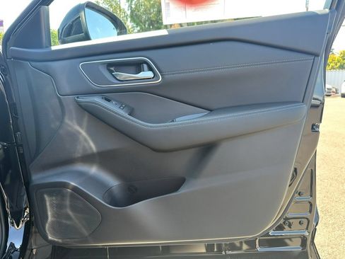 New 2026 Nissan Rogue Platinum w/ Platinum Premium Package AWD/4WD image 23