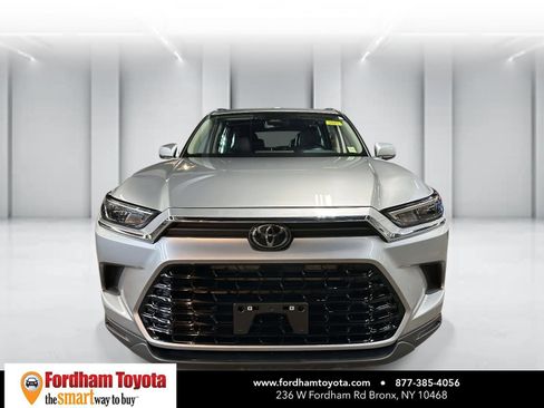 Used 2025 Toyota Grand Highlander AWD image 7