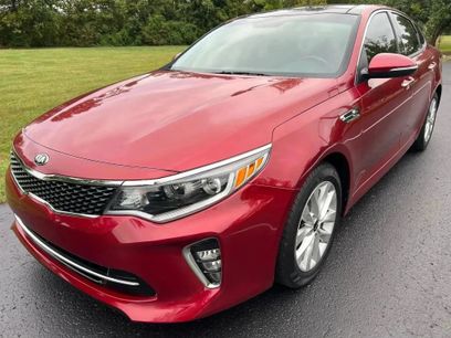 Used 2018 Kia Optima S w/ Panoramic Sunroof Package