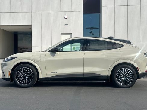 New 2025 Ford Mustang Mach-E Premium image 6