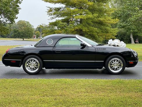 Used 2002 Ford Thunderbird image 7