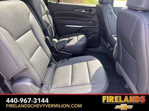 New 2026 Chevrolet Traverse LT w/ Sun and Wheel Package AWD/4WD image 44