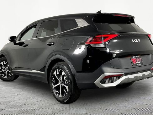 Used 2024 Kia Sportage EX image 4
