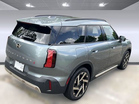 Used 2025 MINI Cooper Countryman S w/ Comfort Package Max image 8