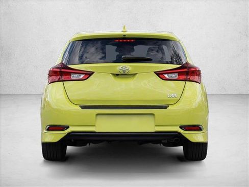 Used 2017 Toyota Corolla iM FWD image 6