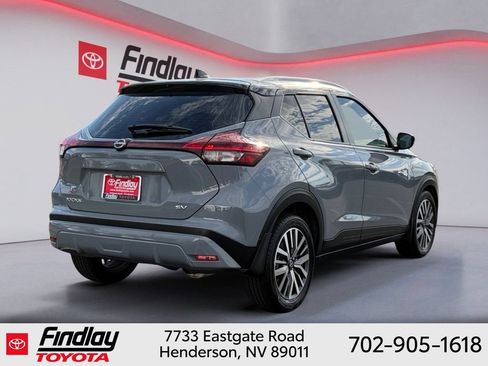 Used 2023 Nissan Kicks SV FWD image 3