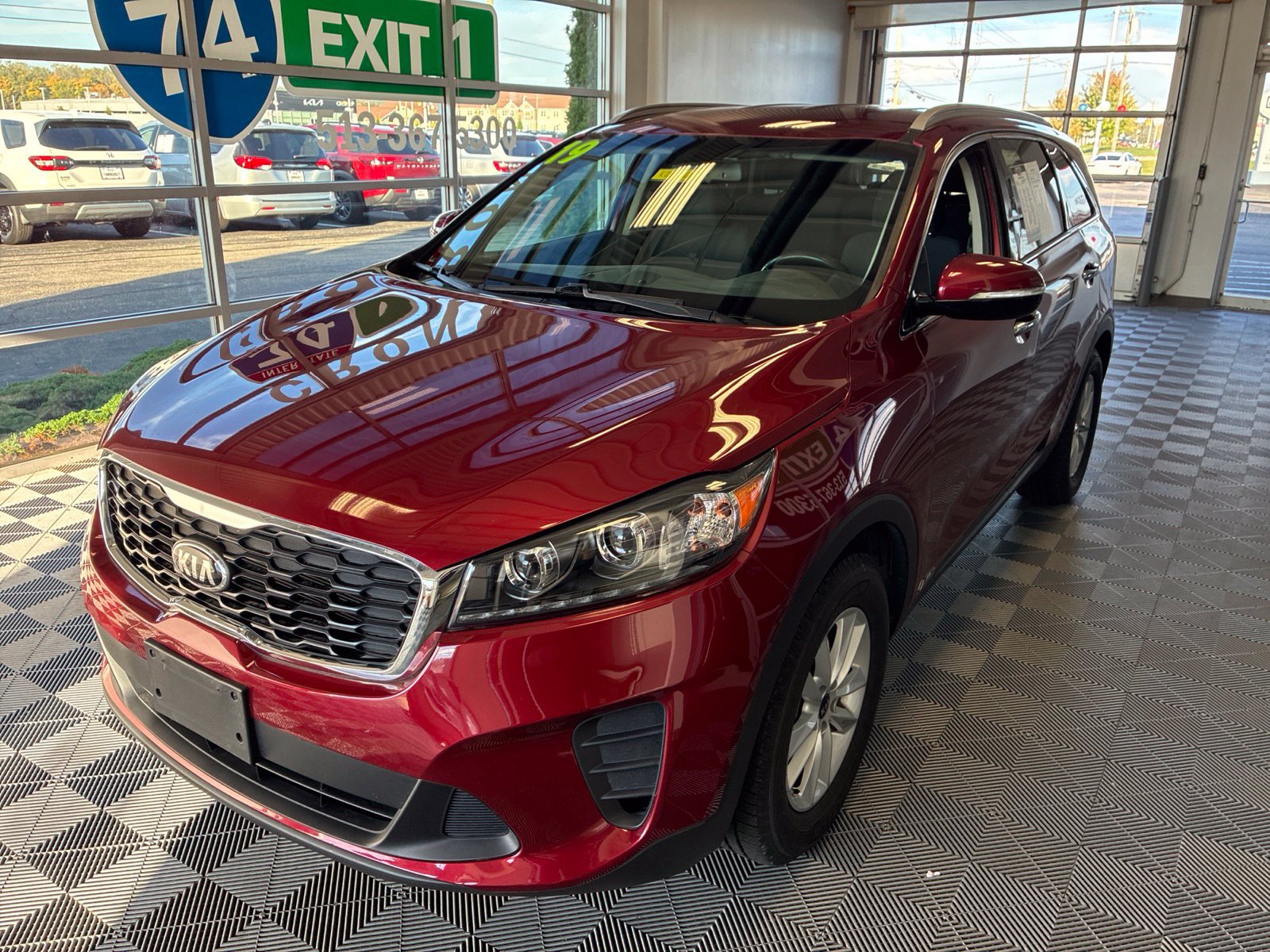 Used 2019 Kia Sorento AWD w/ LX Convenience Package image 3