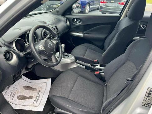 Used 2014 Nissan Juke S image 11