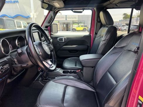 Certified 2022 Jeep Wrangler Unlimited Rubicon 4xe image 12