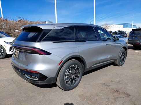 New 2026 Lincoln Nautilus Premier image 8