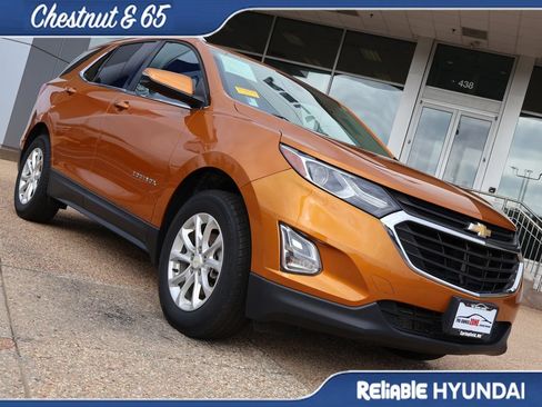 Used 2018 Chevrolet Equinox LT w/ Sun & Infotainment Package FWD image 7