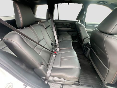 Used 2023 Honda Passport TrailSport image 29