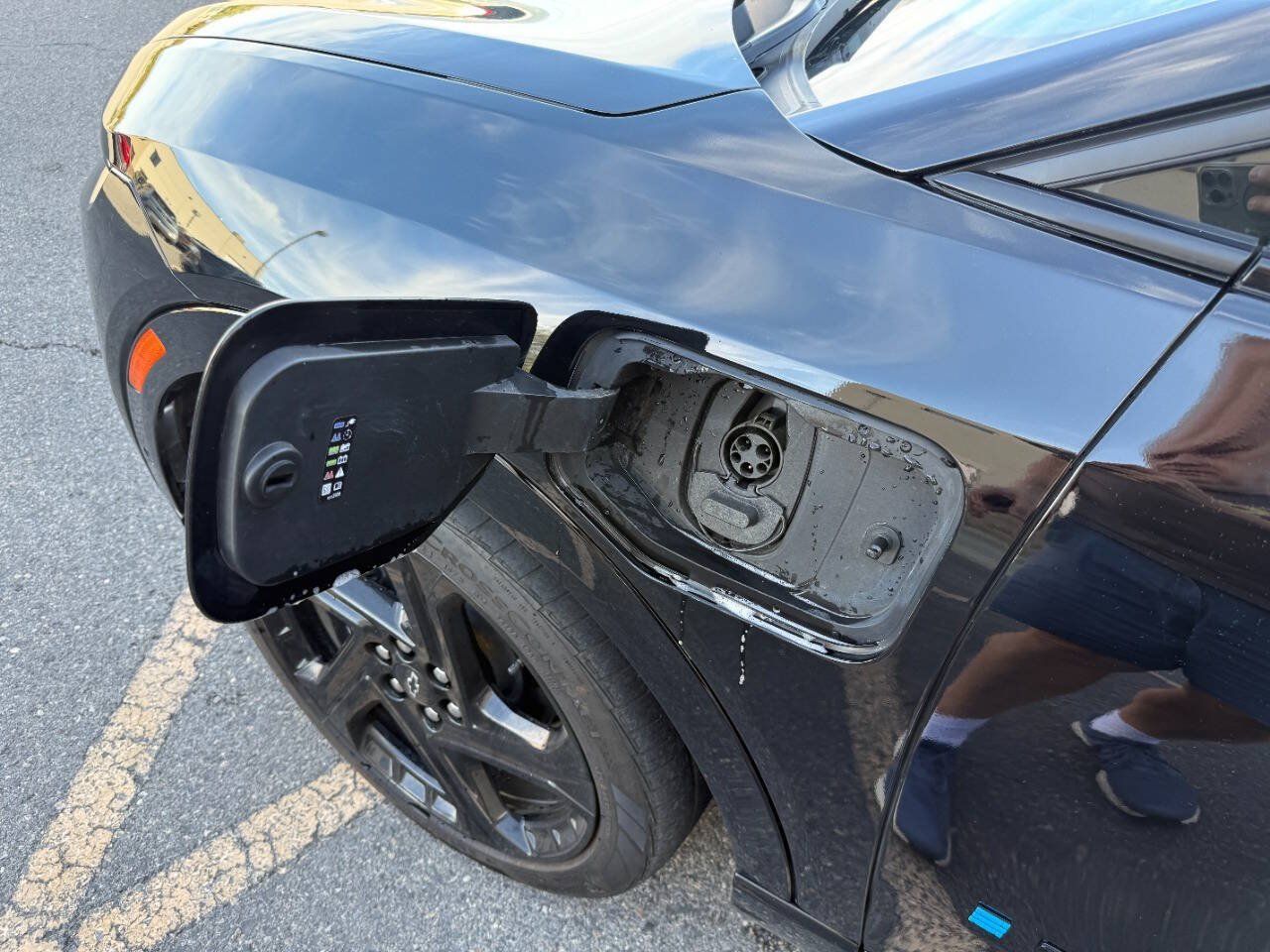 Used 2024 Chevrolet Equinox EV RS AWD/4WD image 21