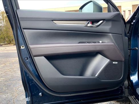 Used 2025 MAZDA CX-5 Signature image 21