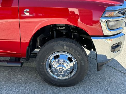 New 2026 RAM 3500 Tradesman AWD/4WD image 7