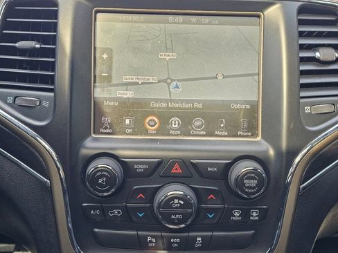 Used 2014 Jeep Grand Cherokee Limited w/ Luxury Group II AWD/4WD image 30