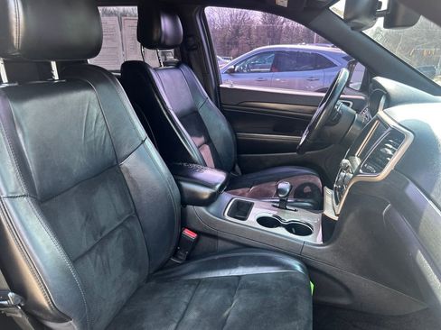 Used 2015 Jeep Grand Cherokee Altitude image 15