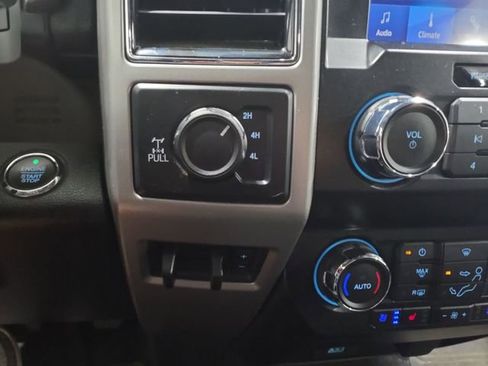 Used 2020 Ford F350 Lariat w/ Lariat Ultimate Package AWD/4WD image 12