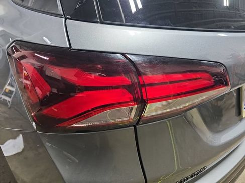 Used 2023 Chevrolet Equinox RS AWD/4WD image 35