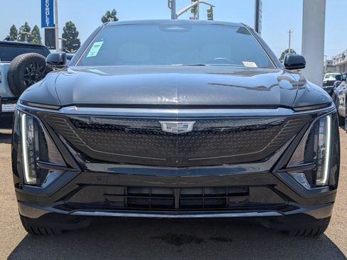 Used 2024 Cadillac Lyriq Sport RWD image 5