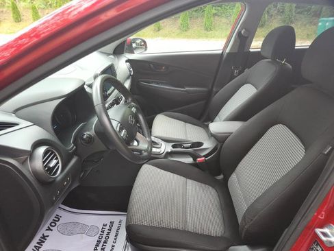 Used 2021 Hyundai Kona SEL w/ Cargo Package image 6