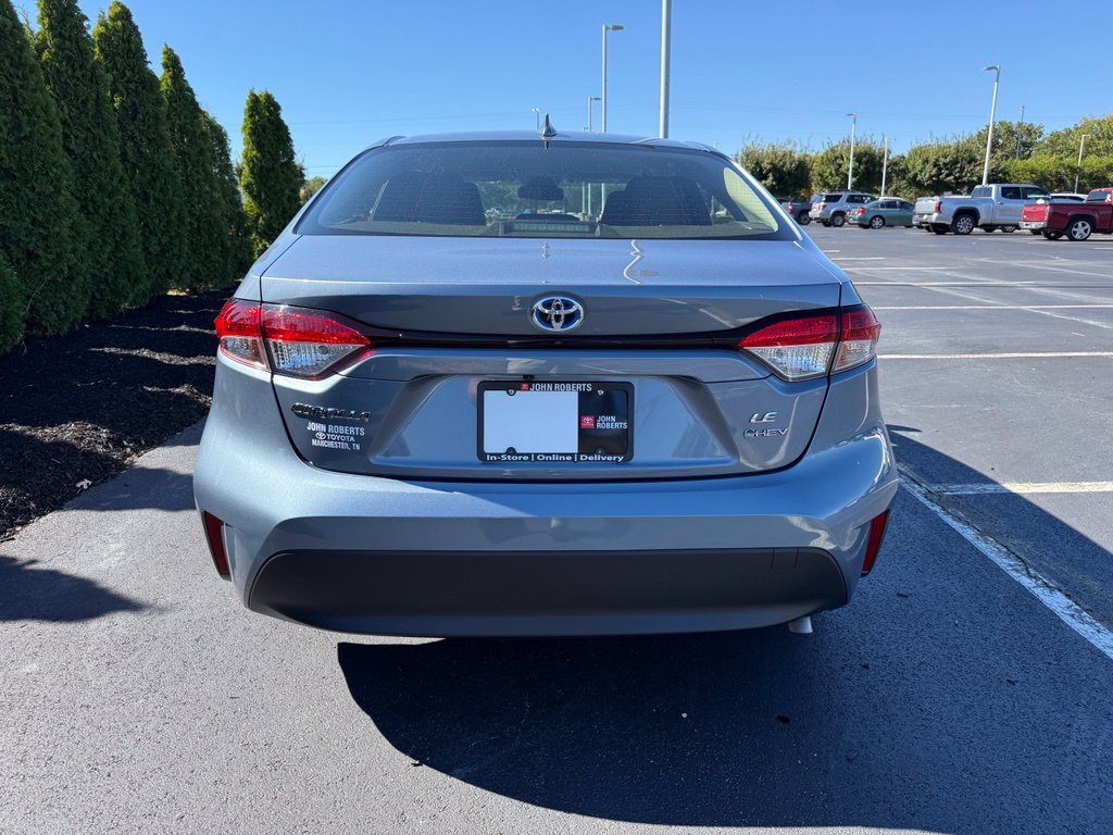 Certified 2025 Toyota Corolla LE FWD image 3