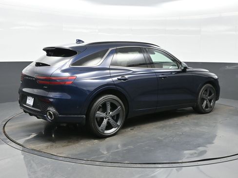 Certified 2023 Genesis GV70 2.5T w/ Sport Prestige Package image 6