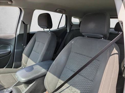Used 2018 GMC Terrain SLE w/ Driver Convenience Package FWD image 10