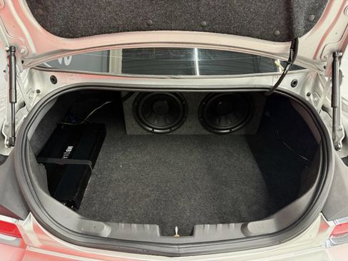 Used 2010 Chevrolet Camaro SS RWD image 28