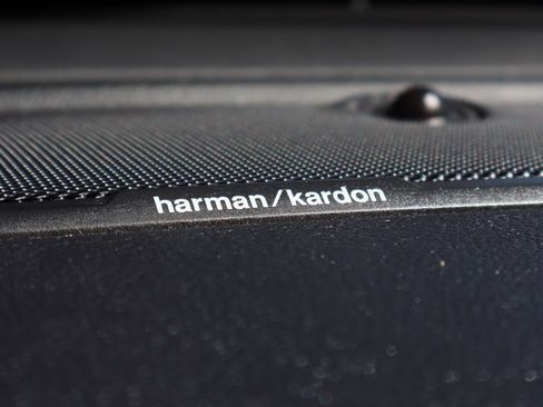 Used 2019 RAM 1500 Laramie AWD/4WD image 35
