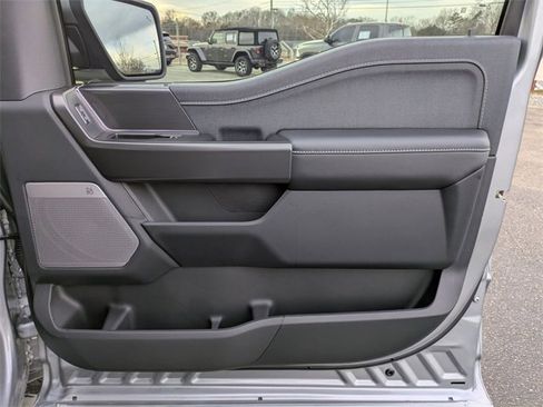 New 2025 Ford F150 Lariat w/ Equipment Group 501A Mid image 38