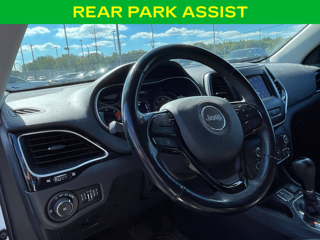 Used 2021 Jeep Cherokee Latitude Plus FWD image 14