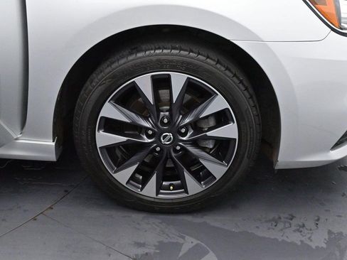 Used 2017 Nissan Sentra SR Turbo FWD image 32