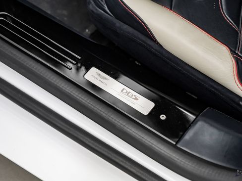 Used 2023 Aston Martin DBS Coupe RWD image 49