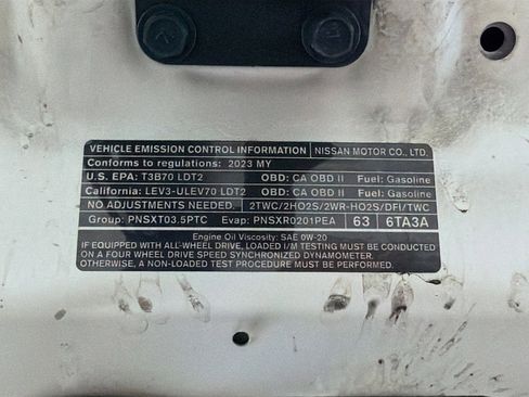 Used 2023 Nissan Pathfinder SV w/ SV Premium Package FWD image 18