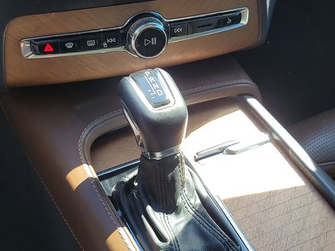 Used 2019 Volvo XC90 T6 Inscription w/ Luxury Package image 30