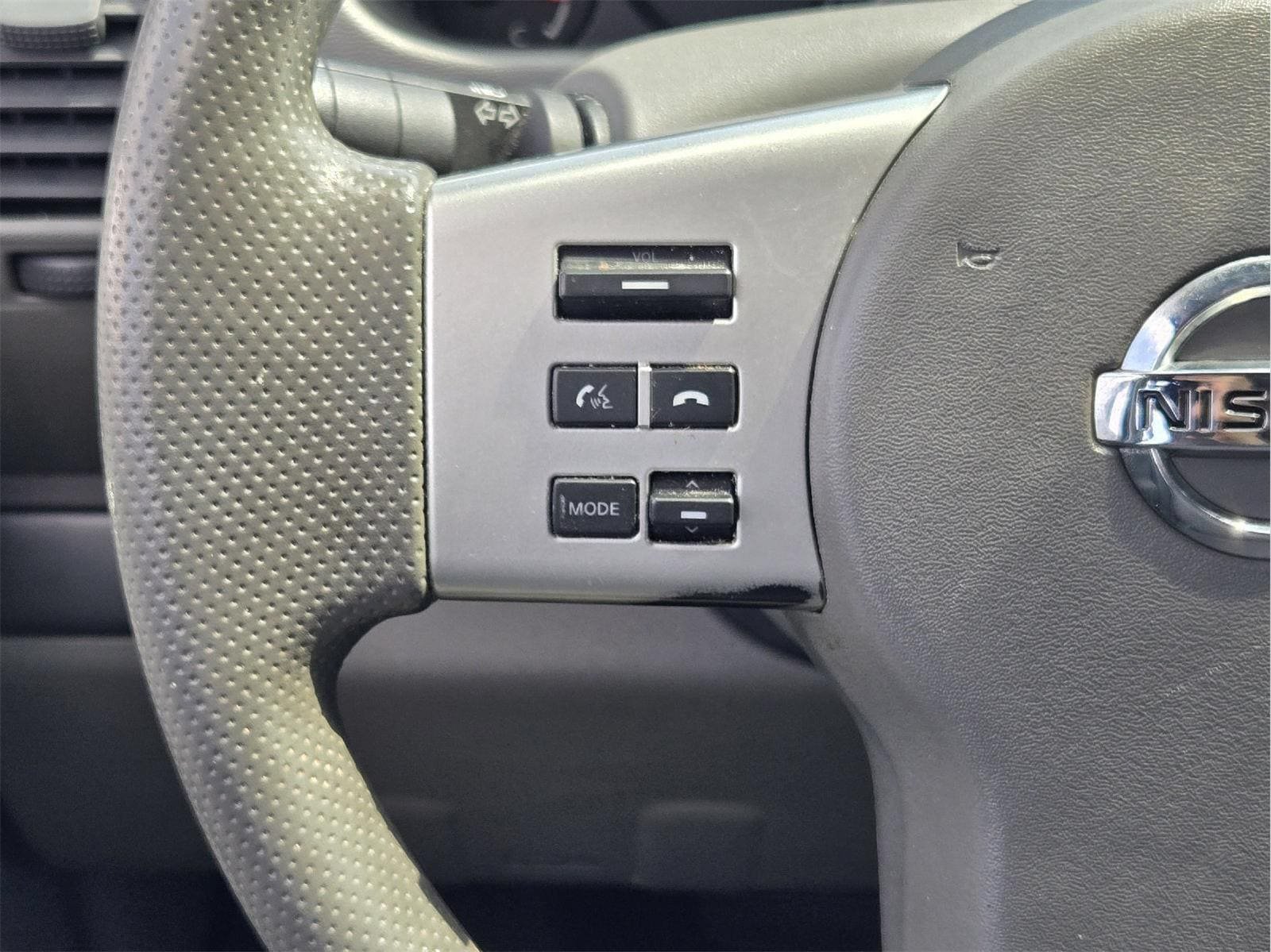 Used 2014 Nissan Frontier S RWD image 24