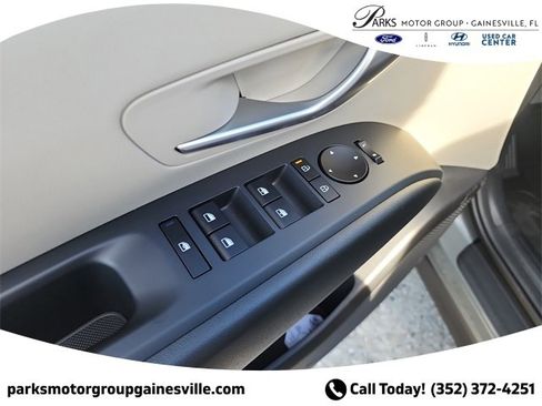 New 2025 Hyundai Tucson SEL image 15