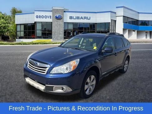 Used 2011 Subaru Outback 2.5i Limited w/ PWR Moonroof Pkg AWD/4WD image 1