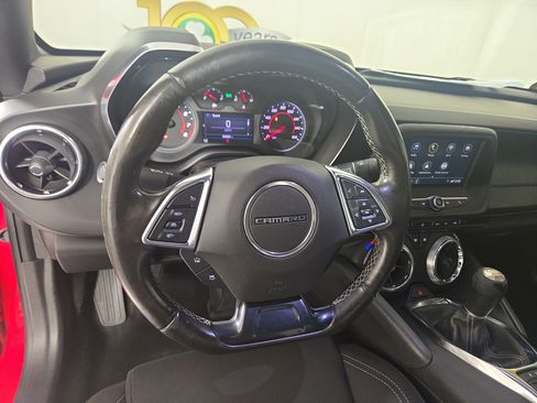 Used 2019 Chevrolet Camaro LT image 15