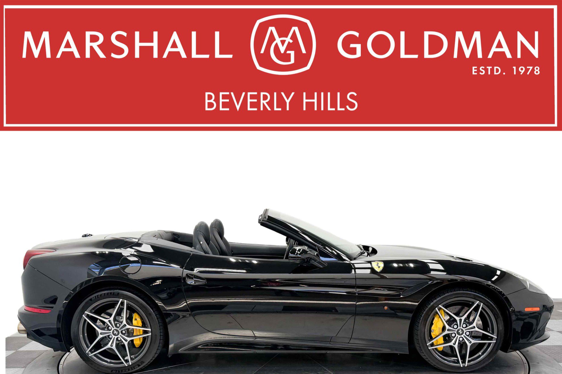 Used 2016 Ferrari California T RWD image 1