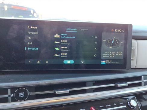 Certified 2024 Hyundai Santa Fe SEL image 9