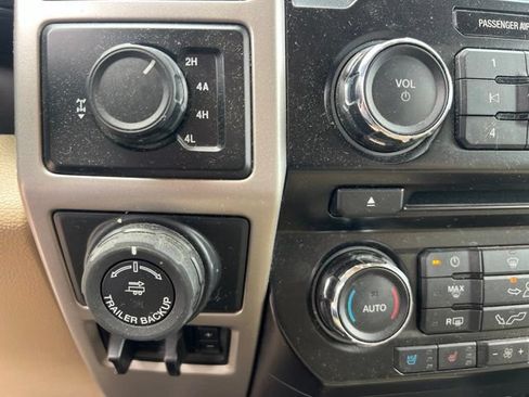 Used 2016 Ford F150 Lariat AWD/4WD image 28