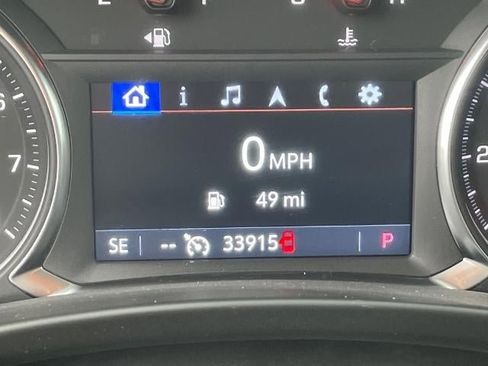 Used 2024 GMC Terrain SLT image 10