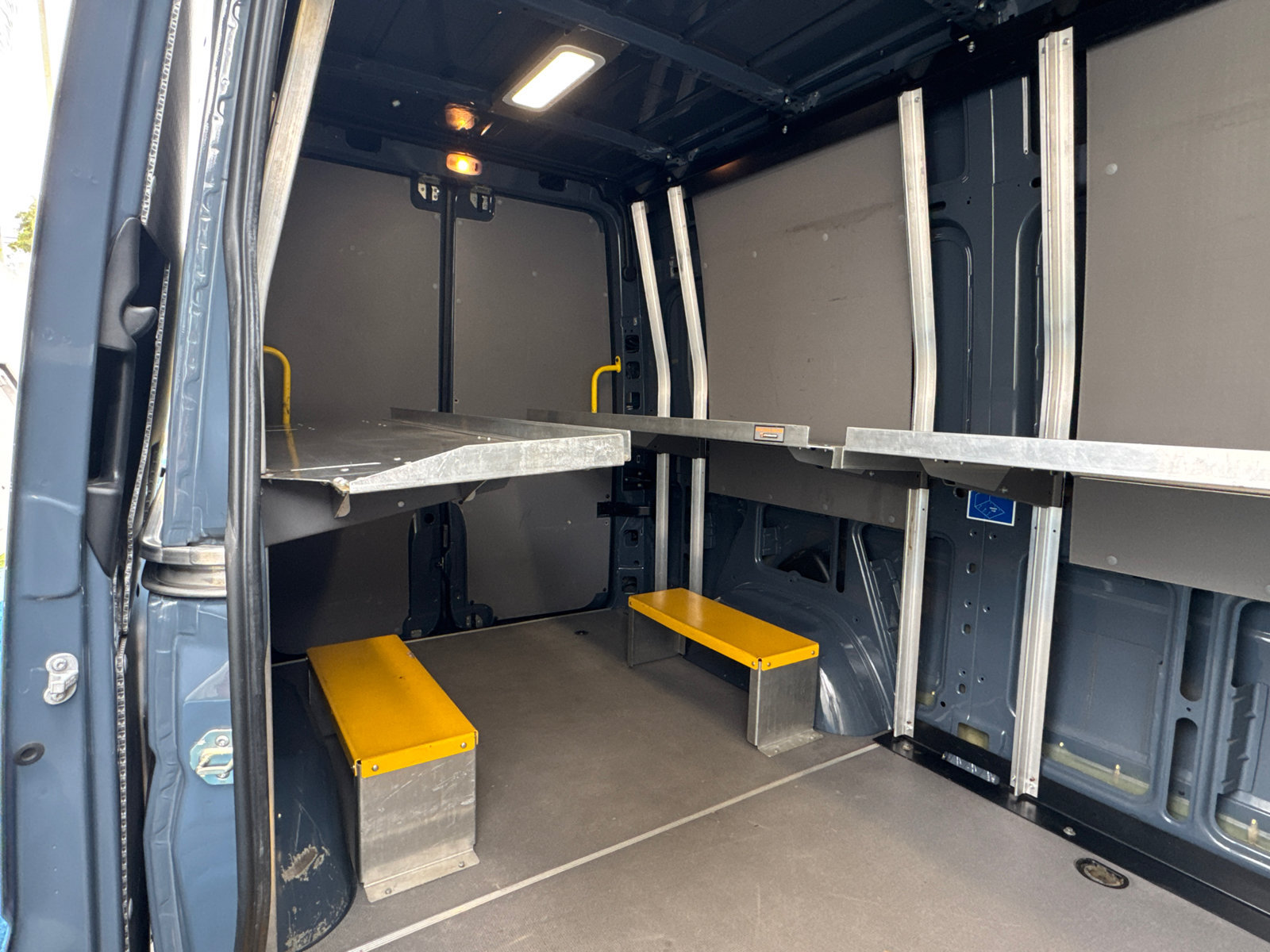 Used 2018 Mercedes-Benz Sprinter 2500 image 7