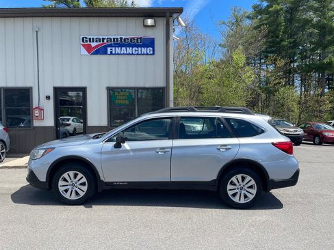 Used 2018 Subaru Outback 2.5i AWD/4WD image 7