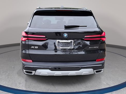 New 2026 BMW X5 xDrive50e w/ Executive Package AWD/4WD image 6