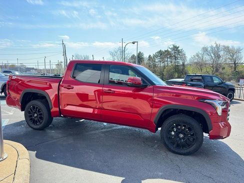 New 2026 Toyota Tundra SR5 AWD/4WD image 6