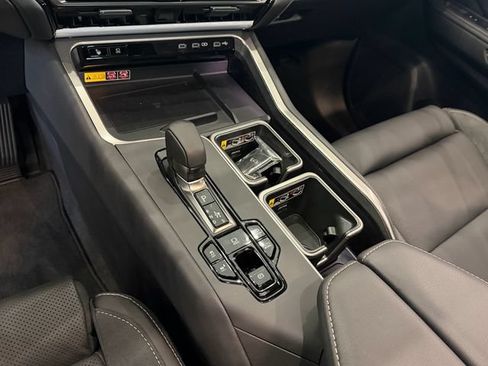 New 2026 Lexus TX 550h AWD Plug-In Hybrid image 25