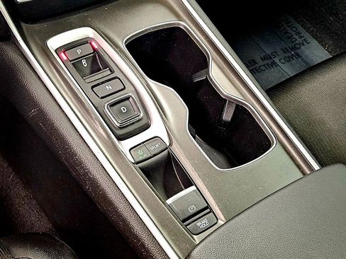 Used 2022 Honda Accord Sport image 24